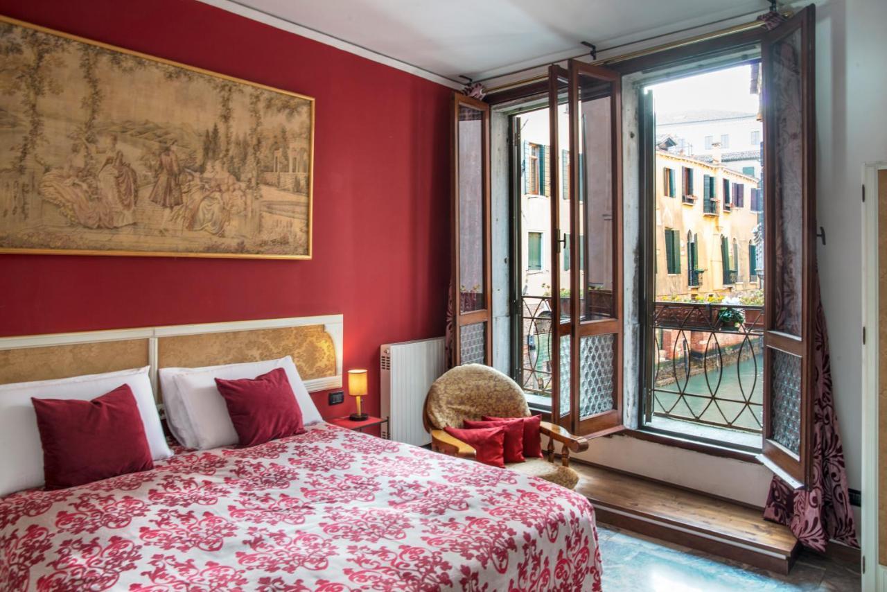 Tre Sestieri Terrace Canal View Венеція Екстер'єр фото