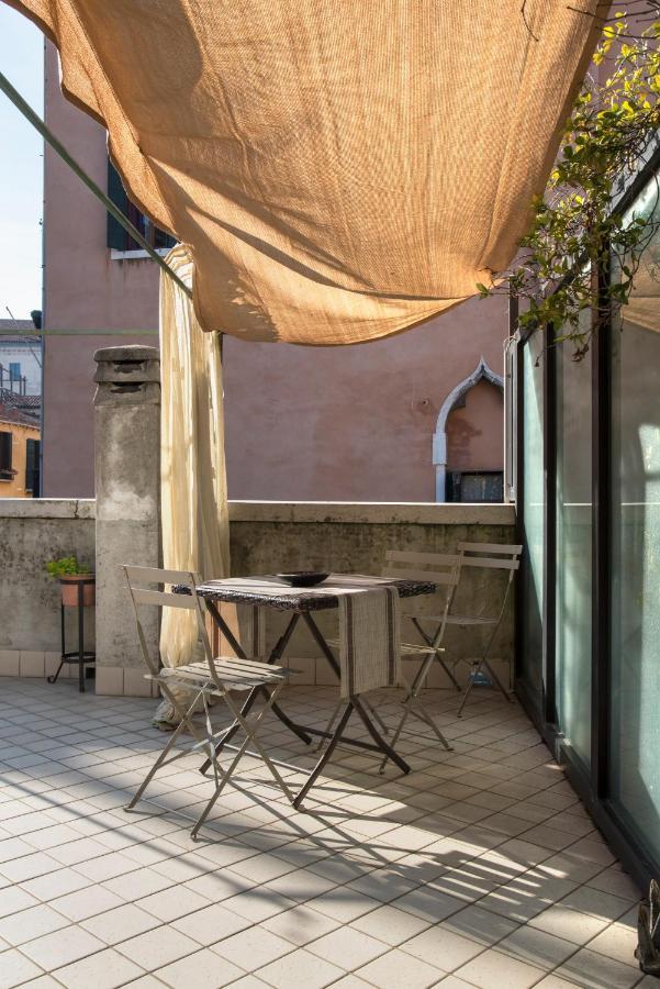 Tre Sestieri Terrace Canal View Венеція Екстер'єр фото